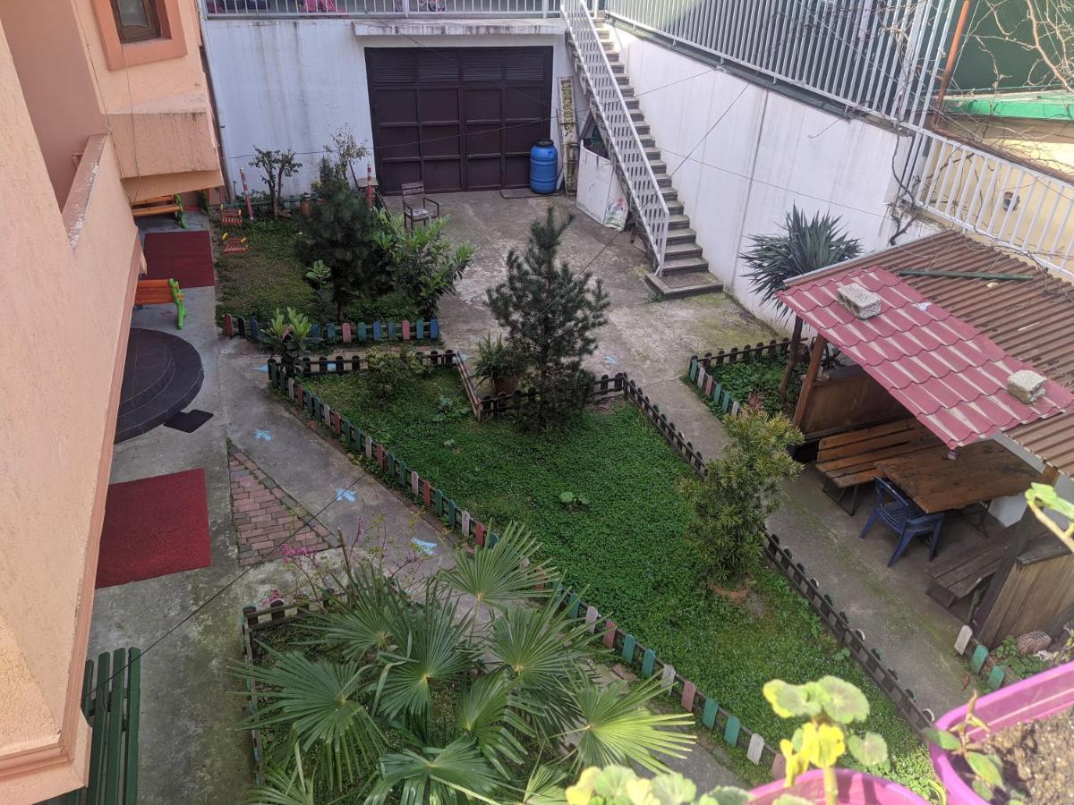 Guest House Kldiashvili Batumi Exteriér fotografie